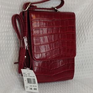 MUNDI Red Crocodile-Embossed Women's Crossbody Bag